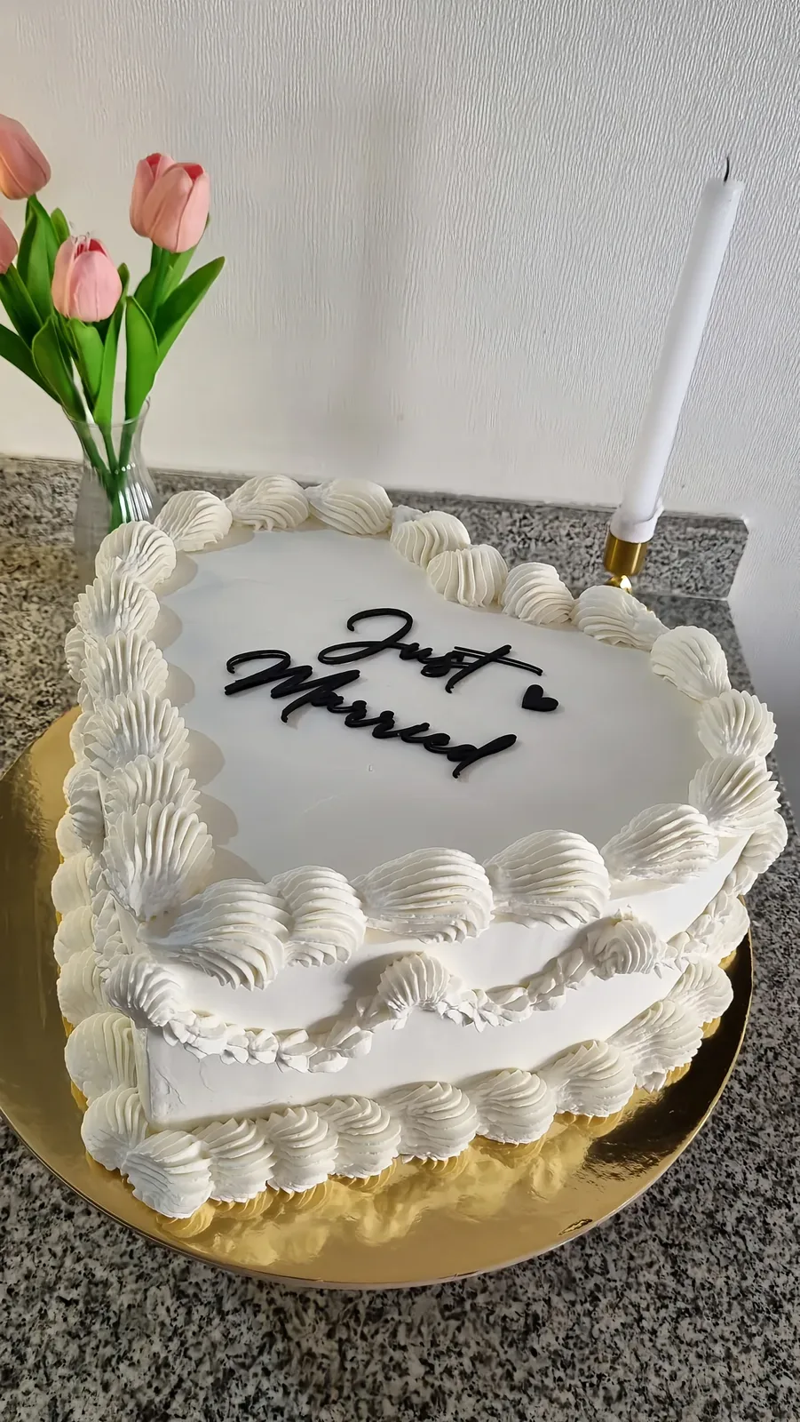 Torta corazón vintage — torta personalizada